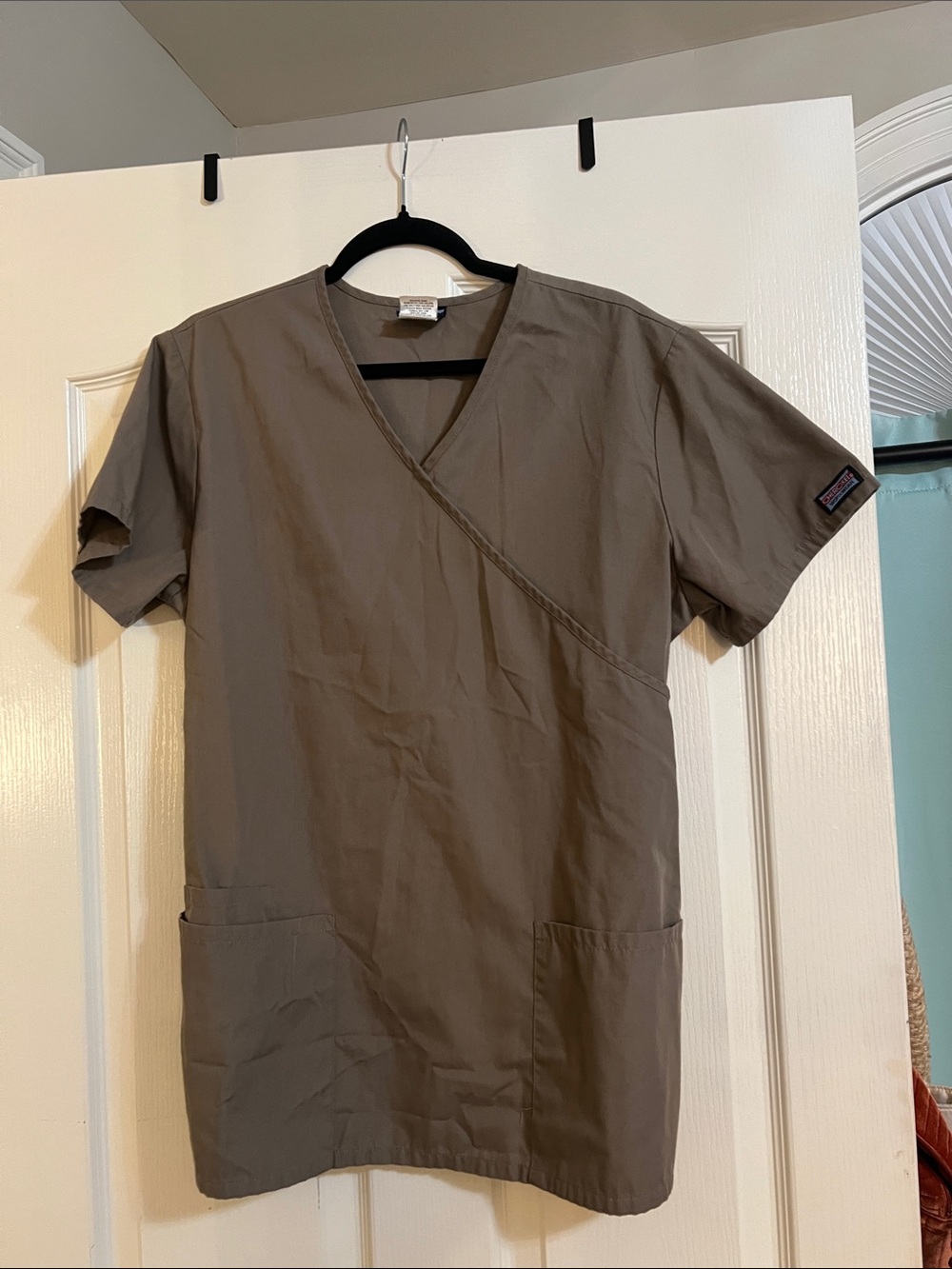 Cherokee Women’s V-Neck Scrub Top in Olive/ Taupe